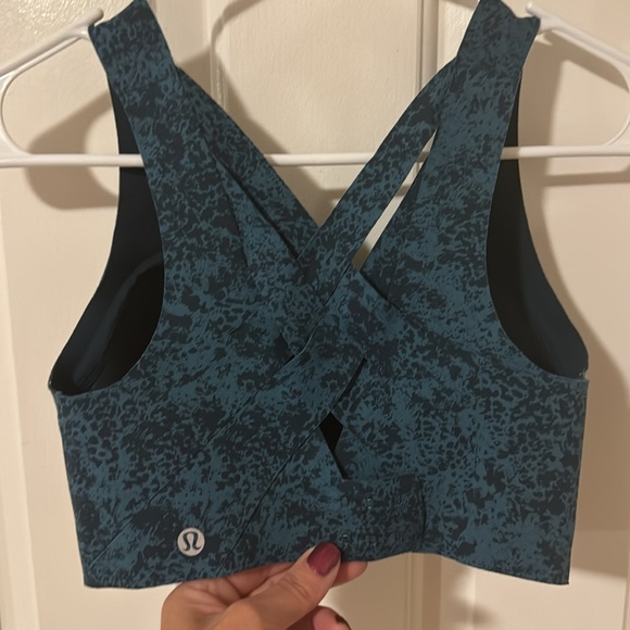 Lululemon energy bra 32DD - Picture 2 of 5
